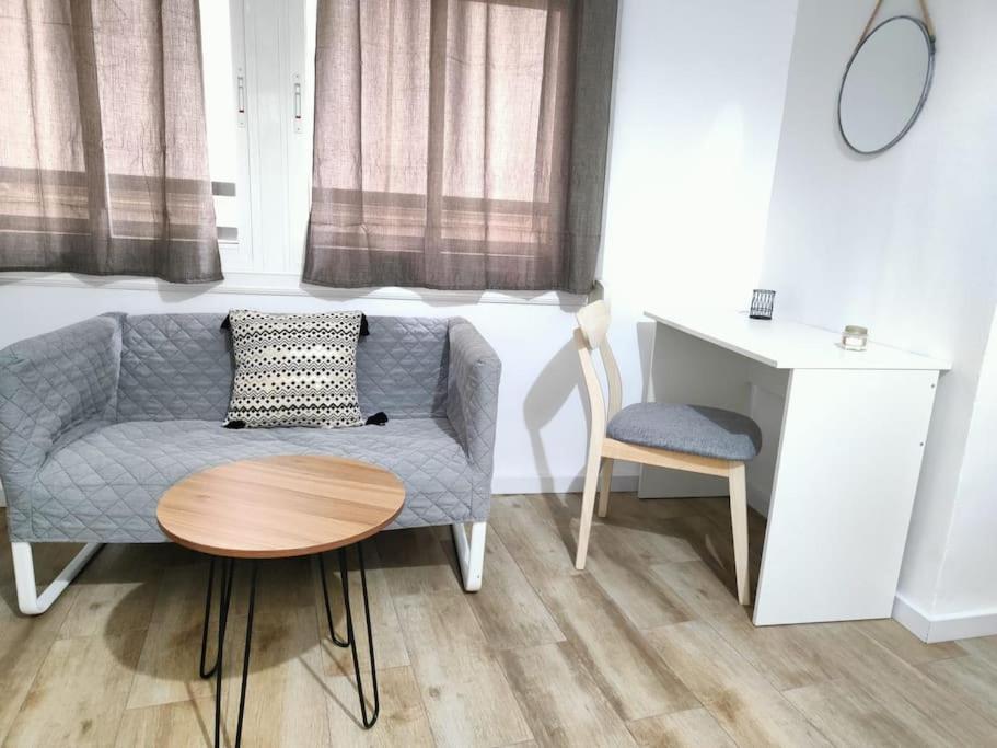Centrico Conjunto Habitacional อาลิกันเต ภายนอก รูปภาพ