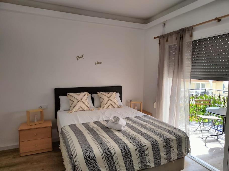 Centrico Conjunto Habitacional อาลิกันเต ภายนอก รูปภาพ