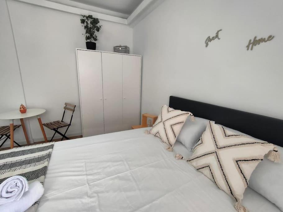 Centrico Conjunto Habitacional อาลิกันเต ภายนอก รูปภาพ
