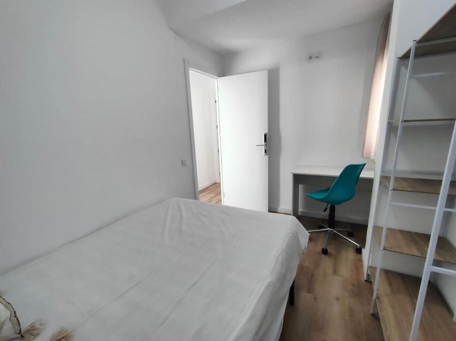 Centrico Conjunto Habitacional อาลิกันเต ภายนอก รูปภาพ