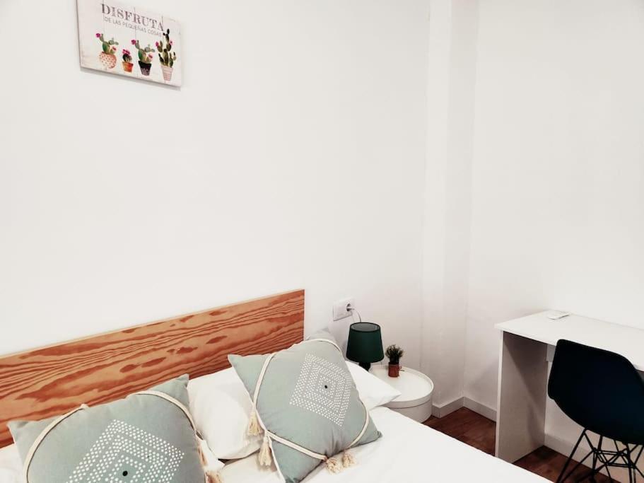 Centrico Conjunto Habitacional อาลิกันเต ภายนอก รูปภาพ