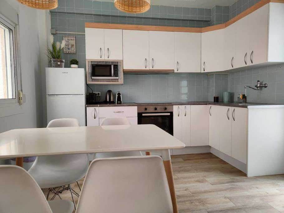 Centrico Conjunto Habitacional อาลิกันเต ภายนอก รูปภาพ